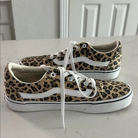 Vans Only Worn Once - Picture 5 of 7